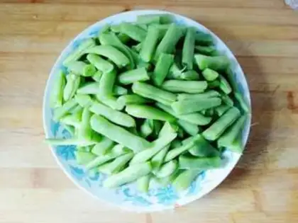 Make Garlic beans step 2