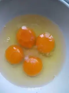 Make Cream fried eggs step 2