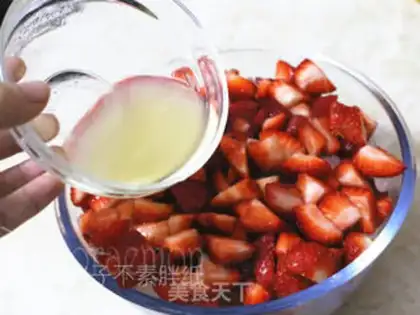 Make Homemade strawberry jam step 7