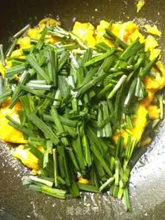 Make Cream fried eggs step 5
