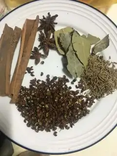 Make Spicy oil step 0