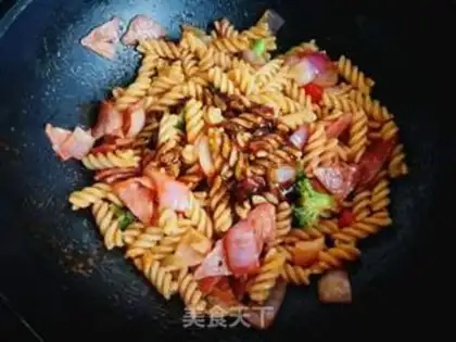 Make Bacon Spiral Italy Noodles step 12