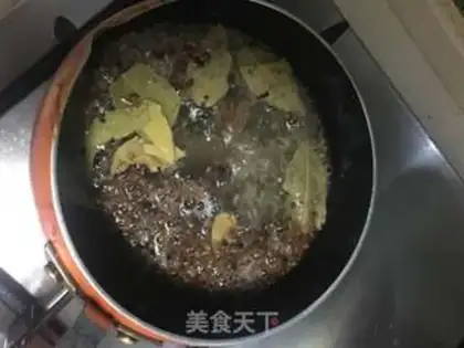 Make Spicy oil step 2