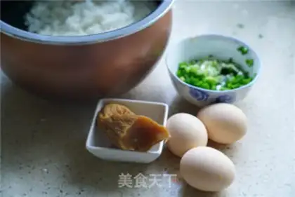 Make Shrimp egg fried rice step 0