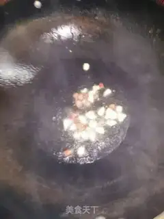Make Garlic cabbage step 1