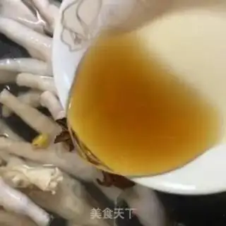 Make Porridge chicken claws step 1