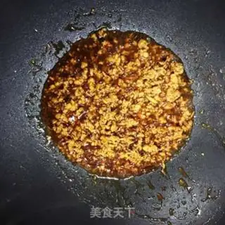 Make A fan of meat and golden mushrooms step 6
