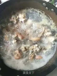 Make Spicy pig hoof step 2