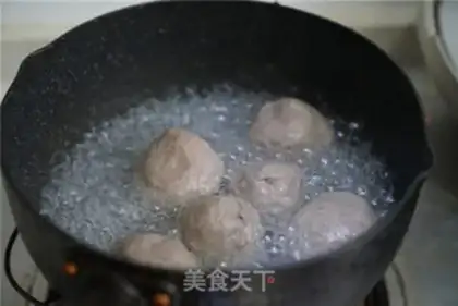 Make Peas with beefballs step 2