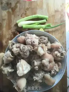 Make Spicy pig hoof step 3