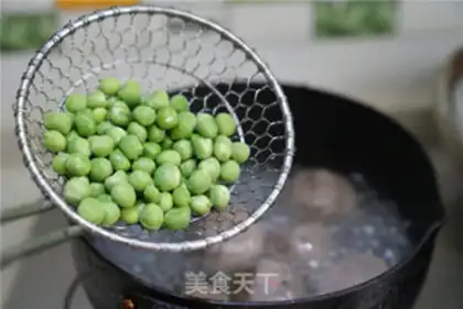 Make Peas with beefballs step 3