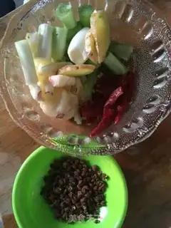 Make Spicy pig hoof step 7