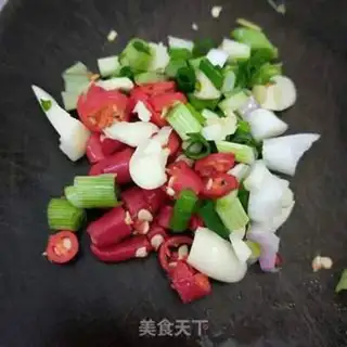 Make Egg fried river powder step 2