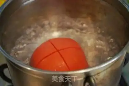 Make Tomato fried eggs step 1