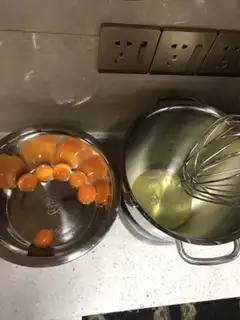 Make Mango with strawberry cake step 0
