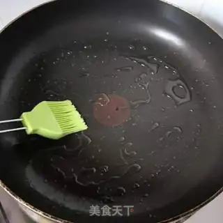 Make Hold on to the omelet step 1