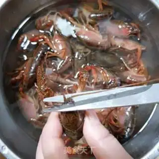 Make Spicy lobster step 7