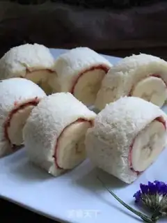 Make Toast banana rolls step 6