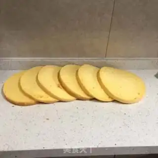 Make Mango with strawberry cake step 12