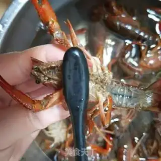 Make Spicy lobster step 8