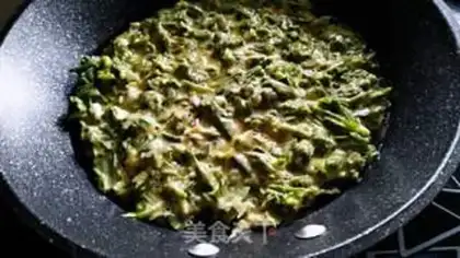 Make Noodle omelet step 8
