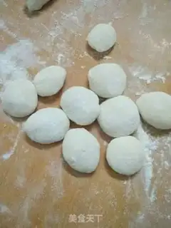 Make Celery pork dumplings step 13