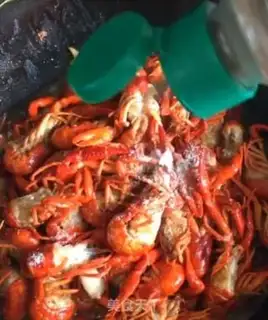 Make Red burning lobster step 7