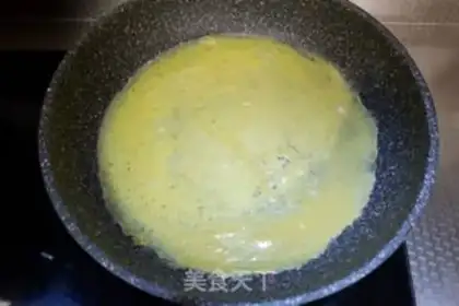 Make Pine shrimp omelet soup step 2