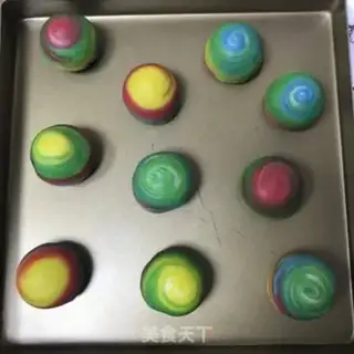 Make Spiral rainbow souffle step 23