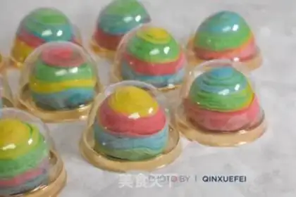 Make Spiral rainbow souffle step 28