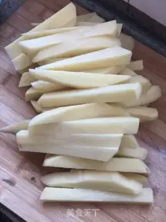 Make Garlic fries step 1