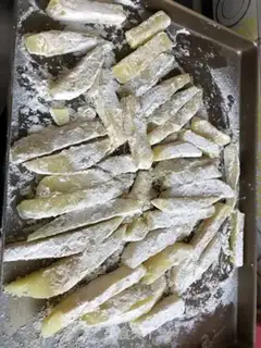 Make Garlic fries step 5