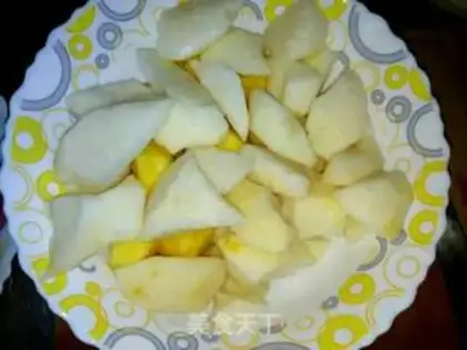Make Pineapple soup step 1