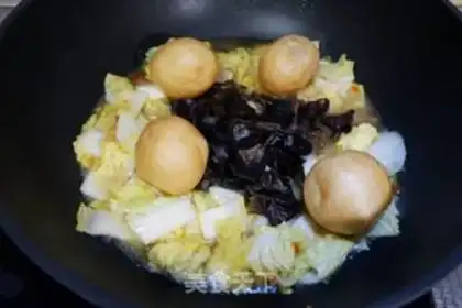 Make The dolls are burning the noodles step 5