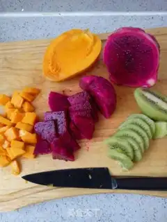 Make Yogurt and fruit step 0
