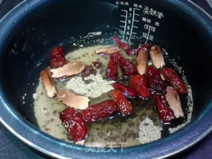 Make Black wheat rice porridge step 3