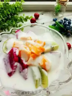 Make Yogurt and fruit step 3