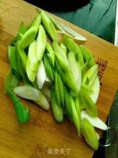 Make Garlic meat step 1