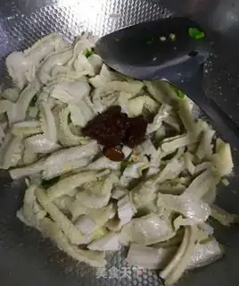 Make Bean sprouts burn cattle step 3