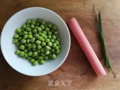 Make Peas and ham sausage step 0