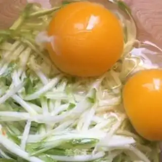 Make Pumpkin eggcake step 1