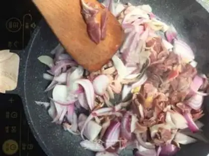 Make Spicy soup step 3