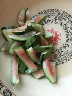 Make Watermelon pickles step 1