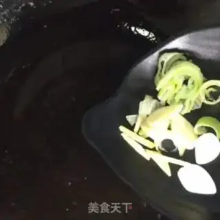 Make Spinach fried eggs step 4