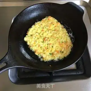 Make Egg rice cake step 5