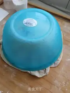 Make Pepper beef buns step 2