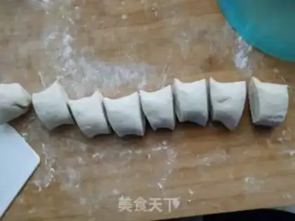 Make Pepper beef buns step 6