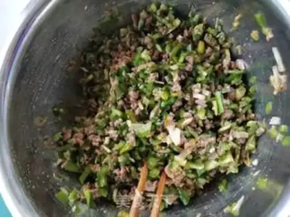 Make Pepper beef buns step 8