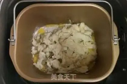 Make Chinese milked toast step 1