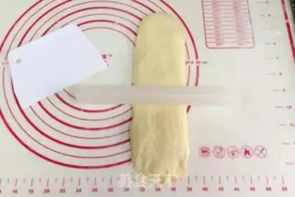 Make Chinese milked toast step 9